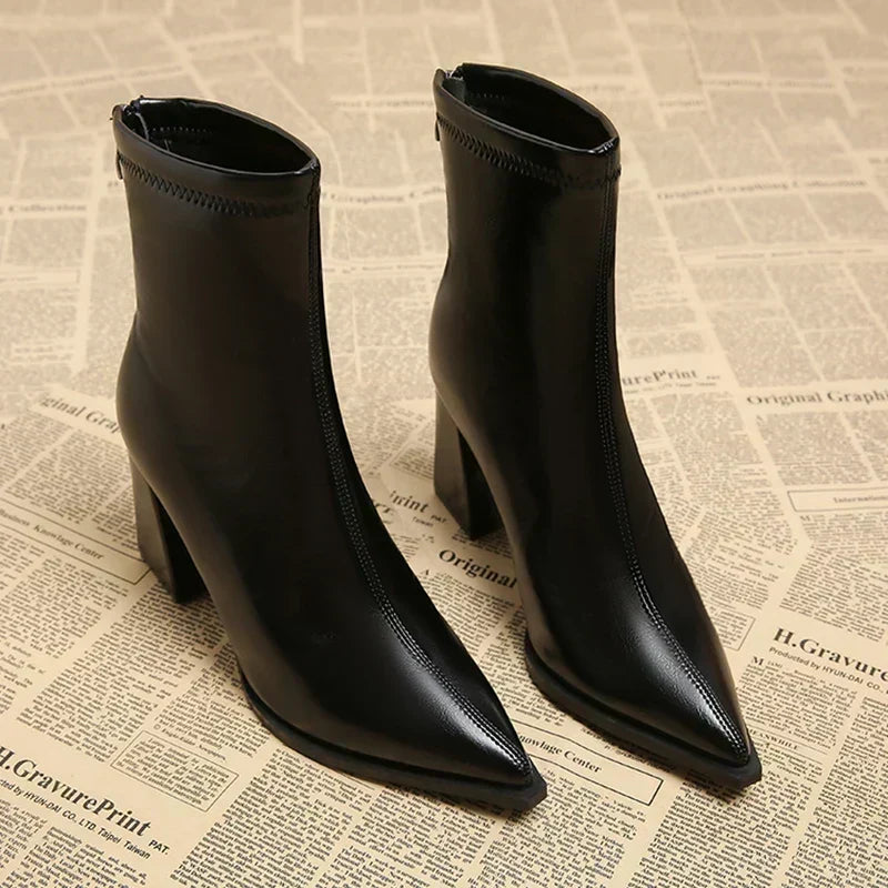 Annie - Elegant Chunky Heel Boots