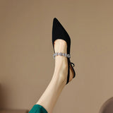 Vivian - Refined Pumps