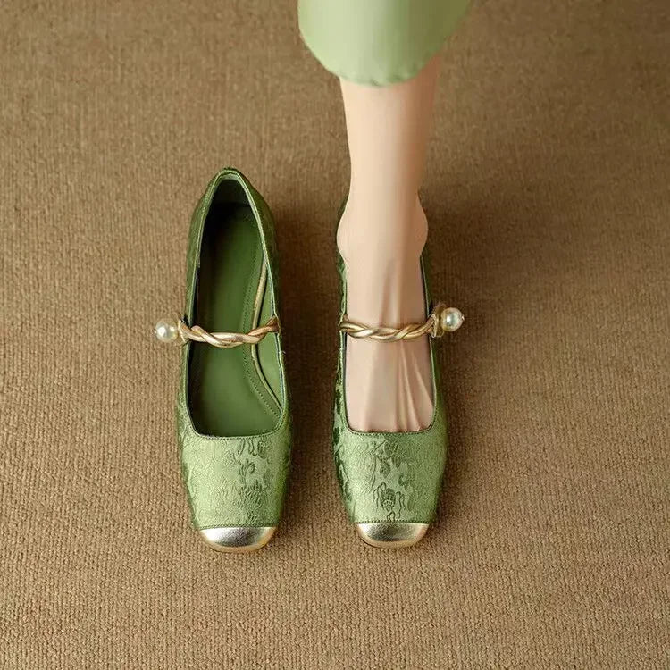 Delia - Refined Heeled Shoes